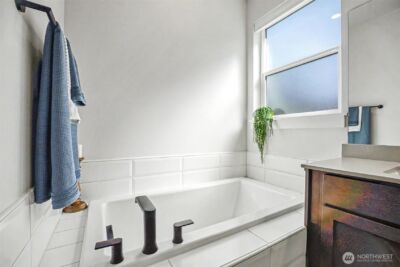 6410 213th Ave Court E, Bonney Lake, WA 98391-6567 - Photo 18