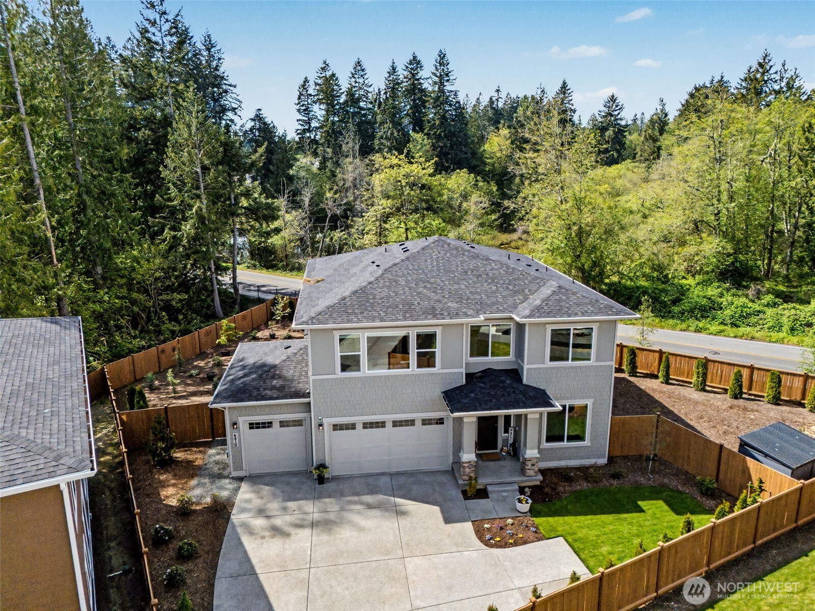 6410 213th Ave Court E, Bonney Lake, WA 98391-6567