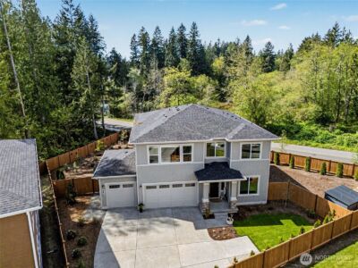 6410 213th Ave Court E, Bonney Lake, WA 98391-6567 - Photo 2