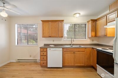 2014 SW 152nd Street , Burien, WA 98166 - Photo 16