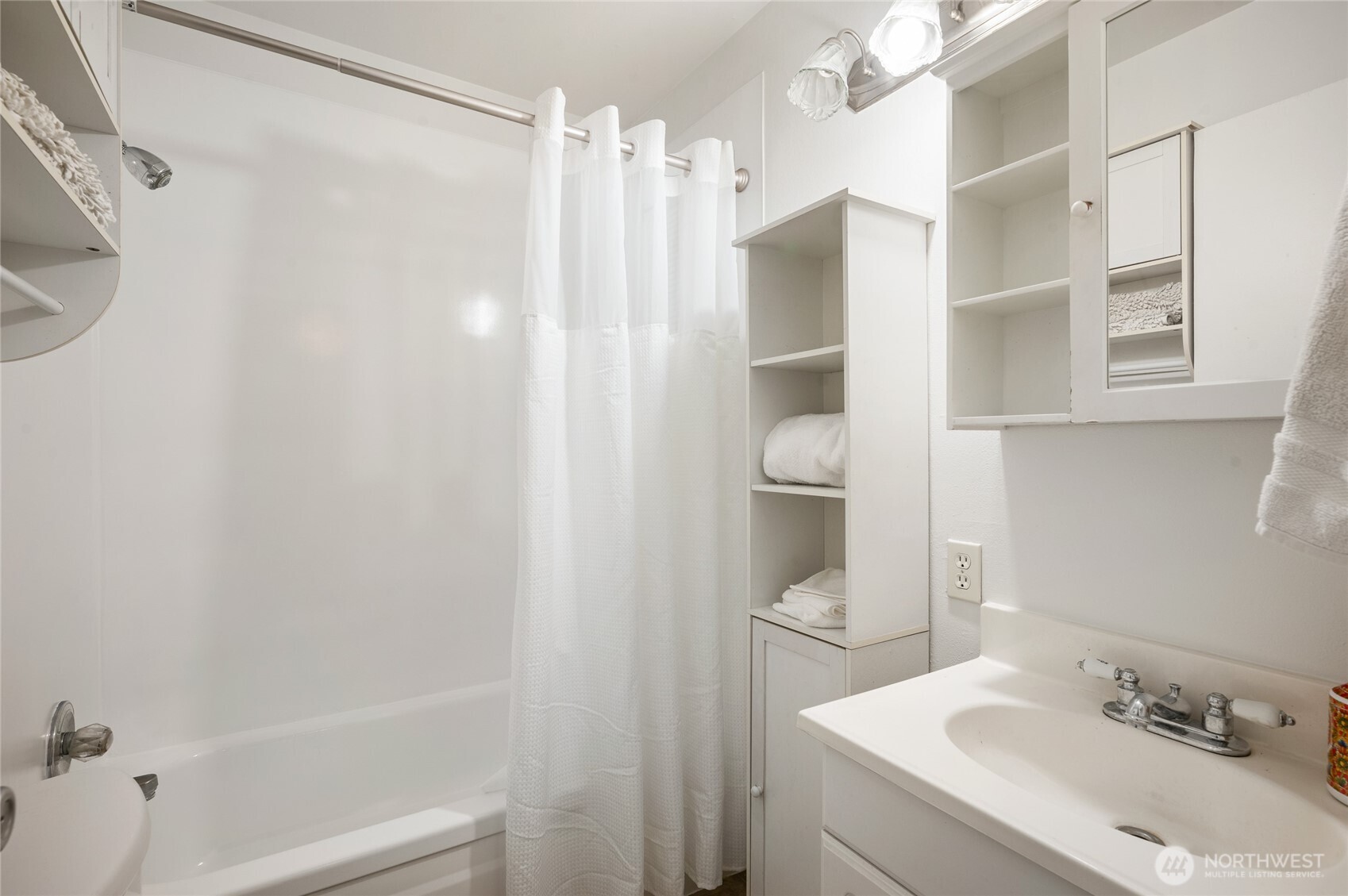 2014 SW 152nd Street , Burien, WA 98166