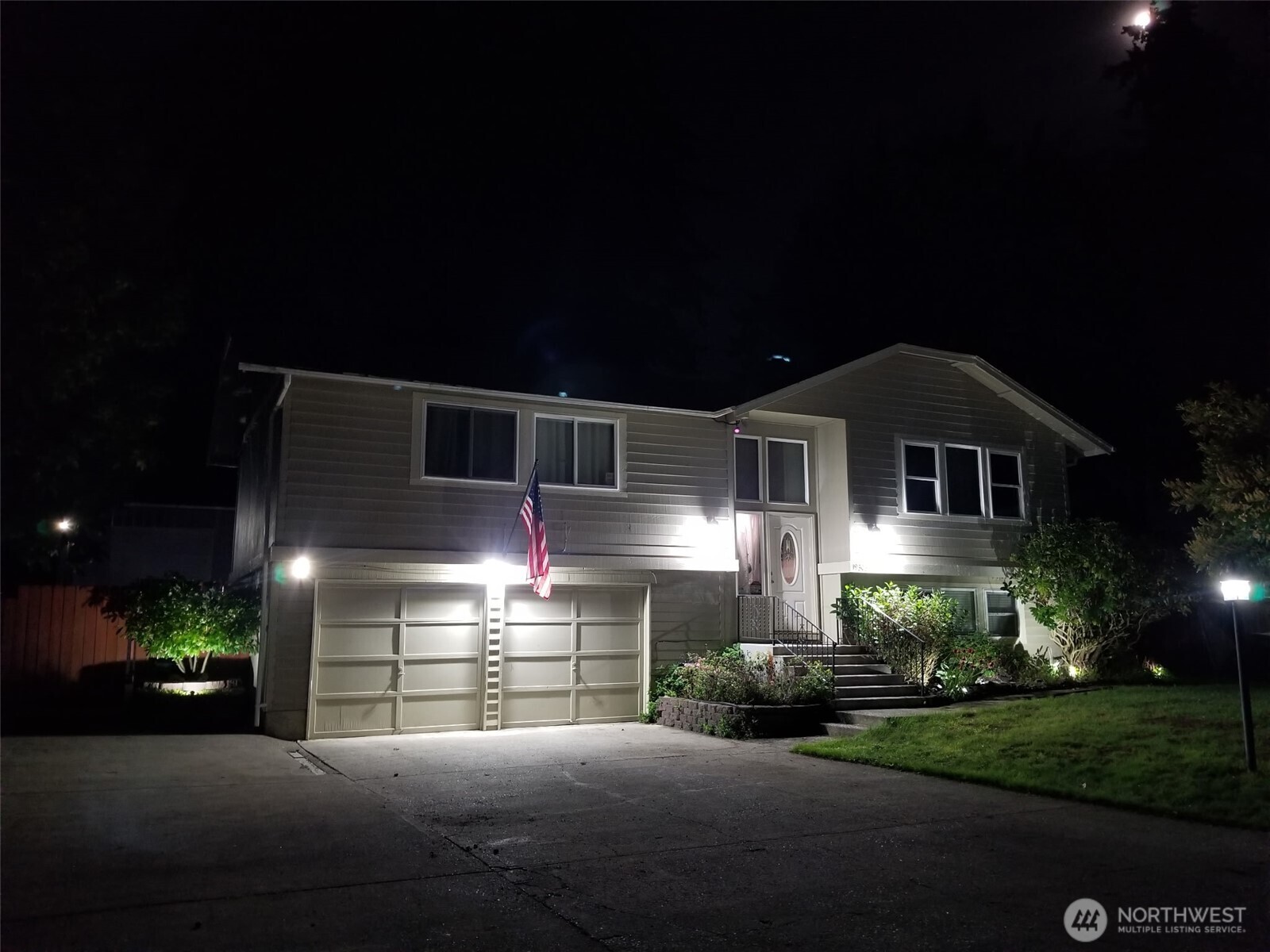 19303 10th Ave E , Spanaway, WA 98387