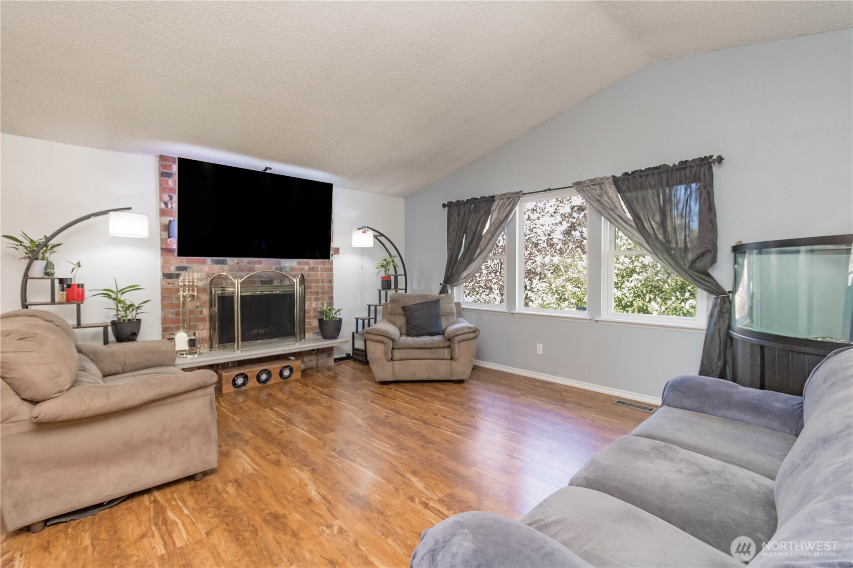 19303 10th Ave E , Spanaway, WA 98387