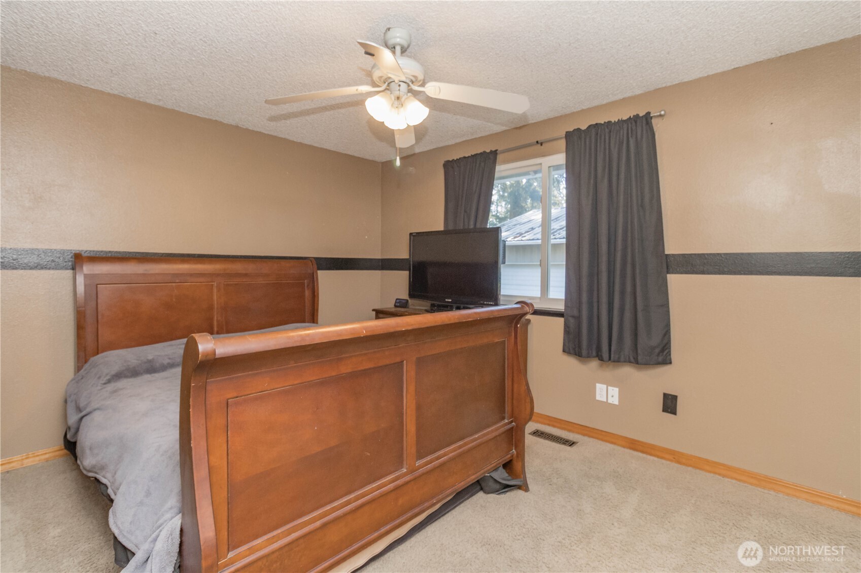 19303 10th Ave E , Spanaway, WA 98387