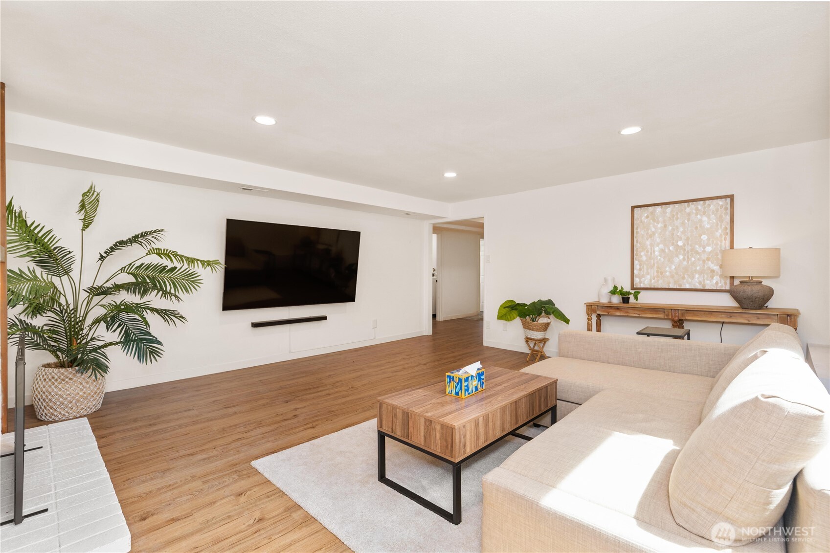 21810 NE 16th Street , Sammamish, WA 98074