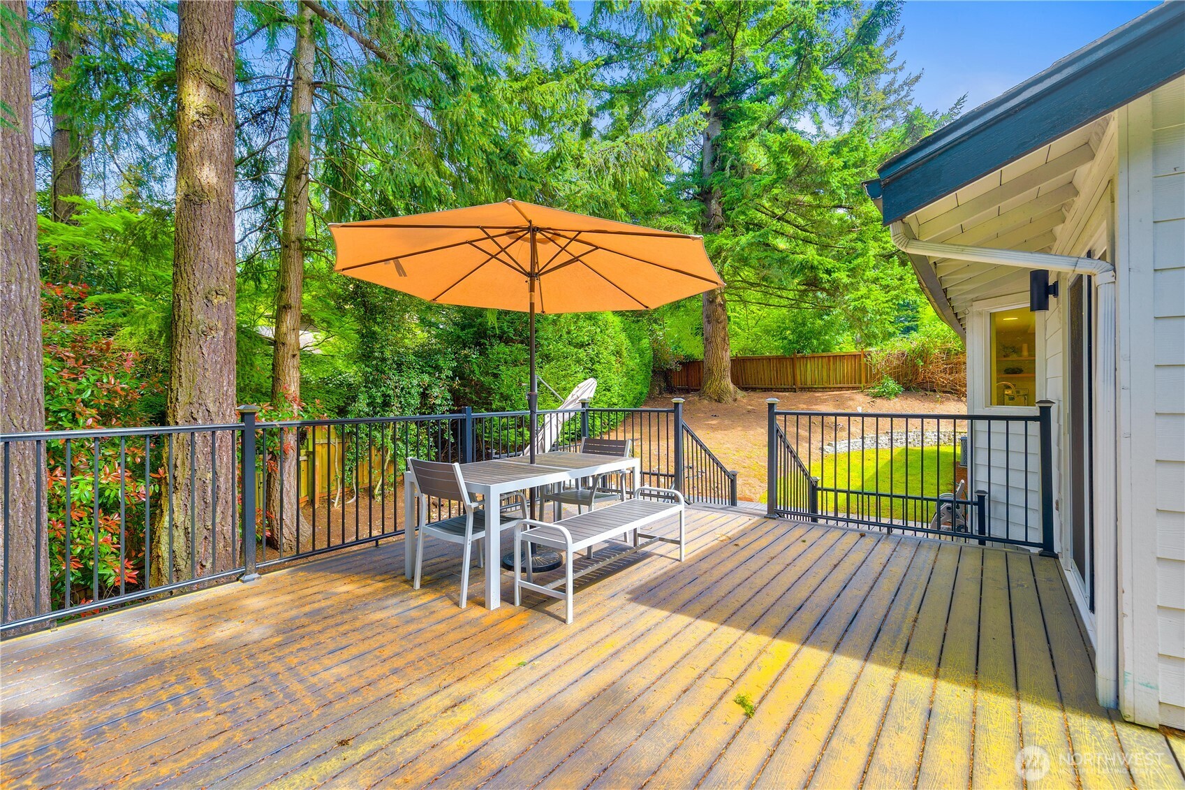 21810 NE 16th Street , Sammamish, WA 98074