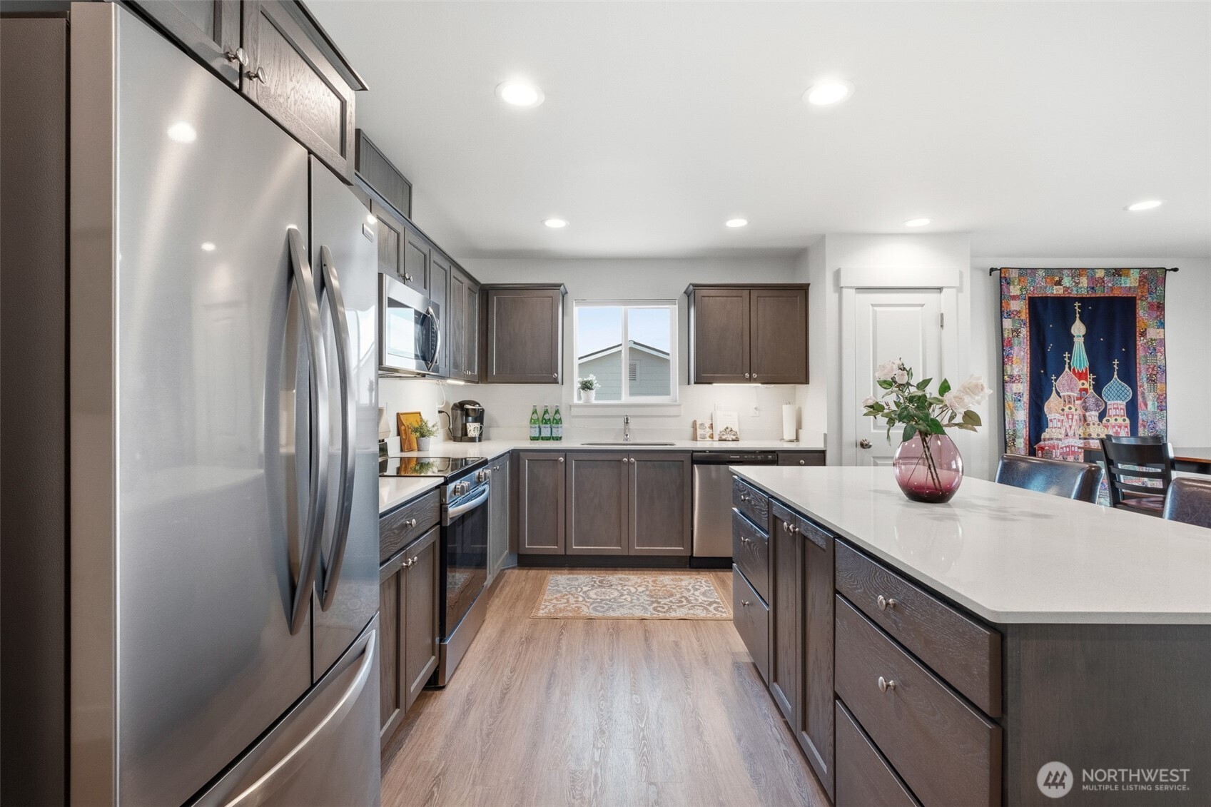 2355 3rd St SE , East Wenatchee, WA 98802