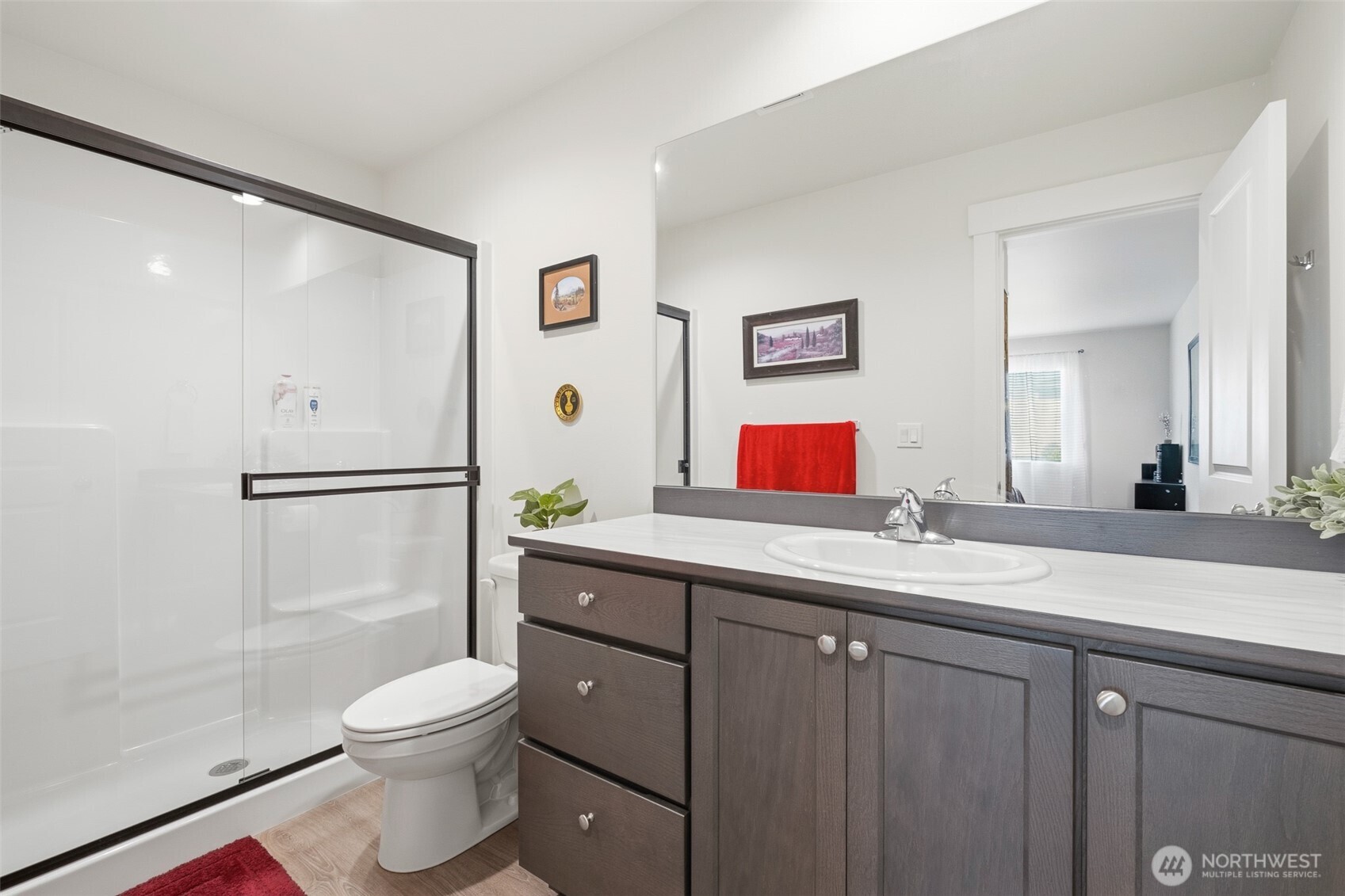 2355 3rd St SE , East Wenatchee, WA 98802