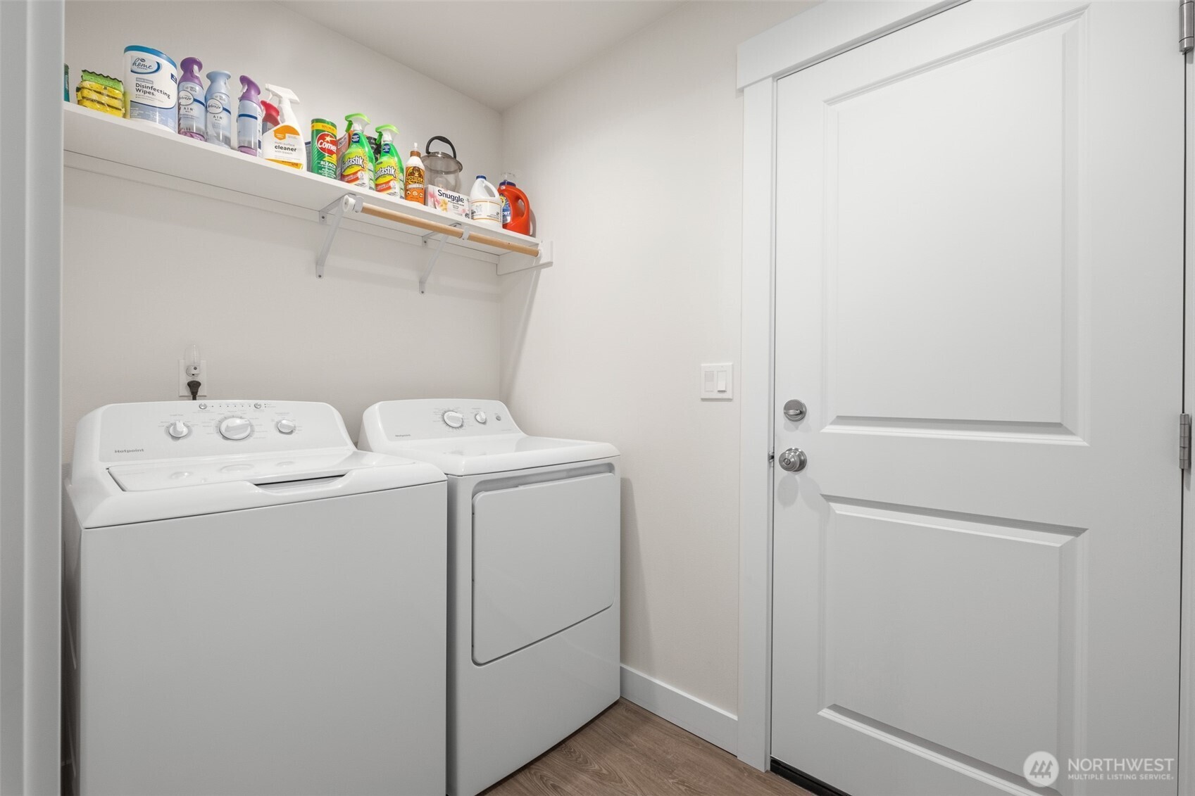 2355 3rd St SE , East Wenatchee, WA 98802