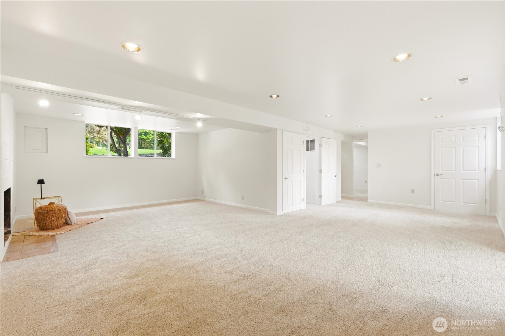 14613 SE 16th Place , Bellevue, WA 98007