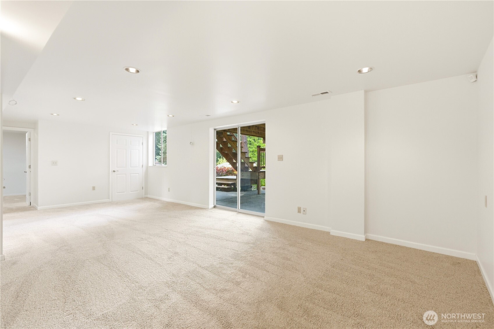 14613 SE 16th Place , Bellevue, WA 98007