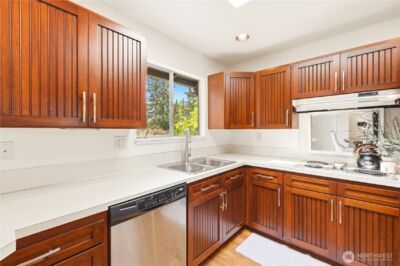 14613 SE 16th Place , Bellevue, WA 98007 - Photo 26