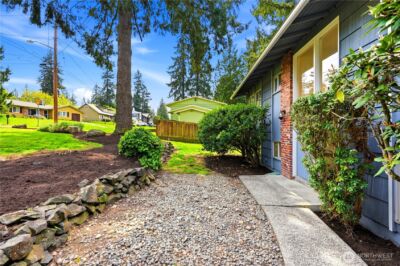 14613 SE 16th Place , Bellevue, WA 98007 - Photo 3