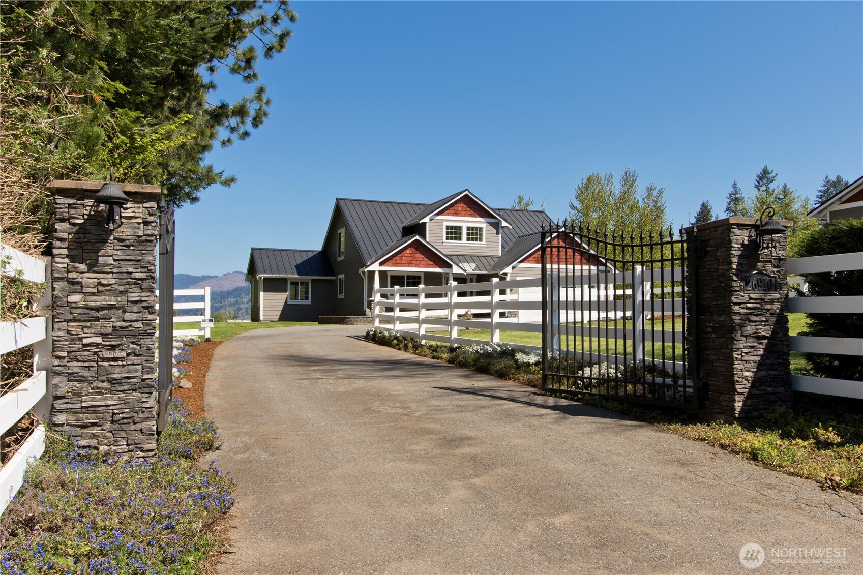 26910 SE 216th Street , Maple Valley, WA 98038