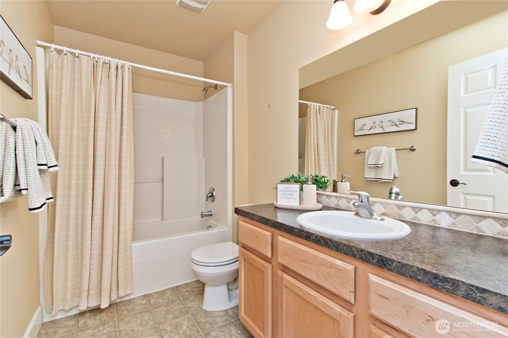 26910 SE 216th Street , Maple Valley, WA 98038