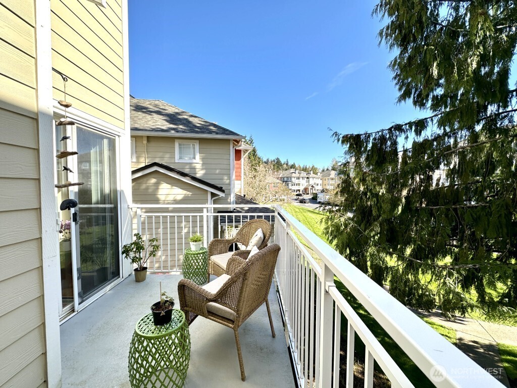 515 225th Place NE #33, Sammamish, WA 98074