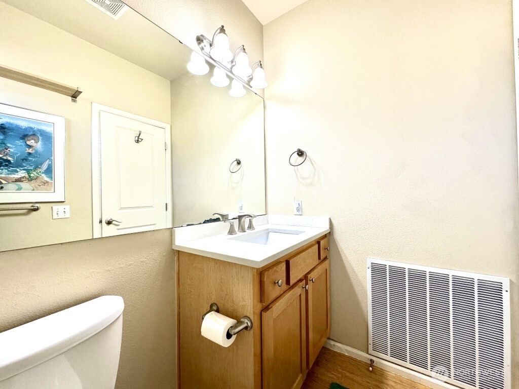 515 225th Place NE #33, Sammamish, WA 98074