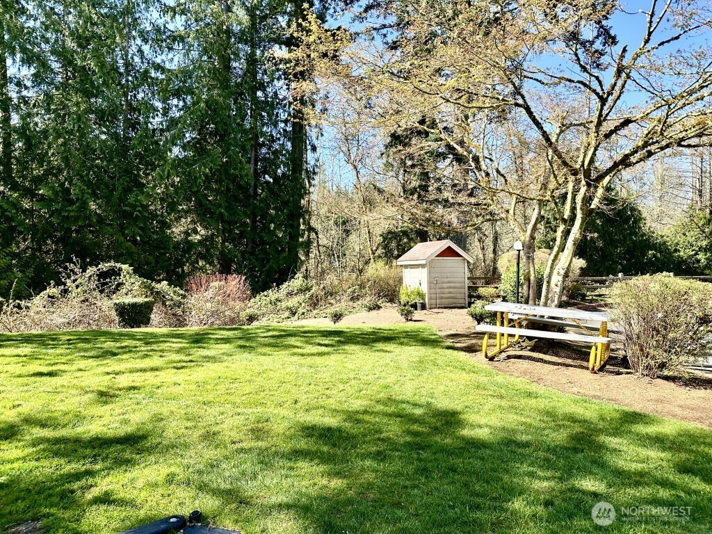 515 225th Place NE #33, Sammamish, WA 98074