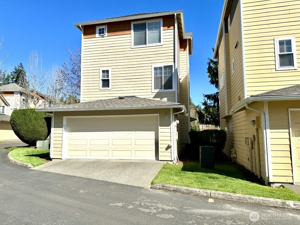 515 225th Place NE #33, Sammamish, WA 98074