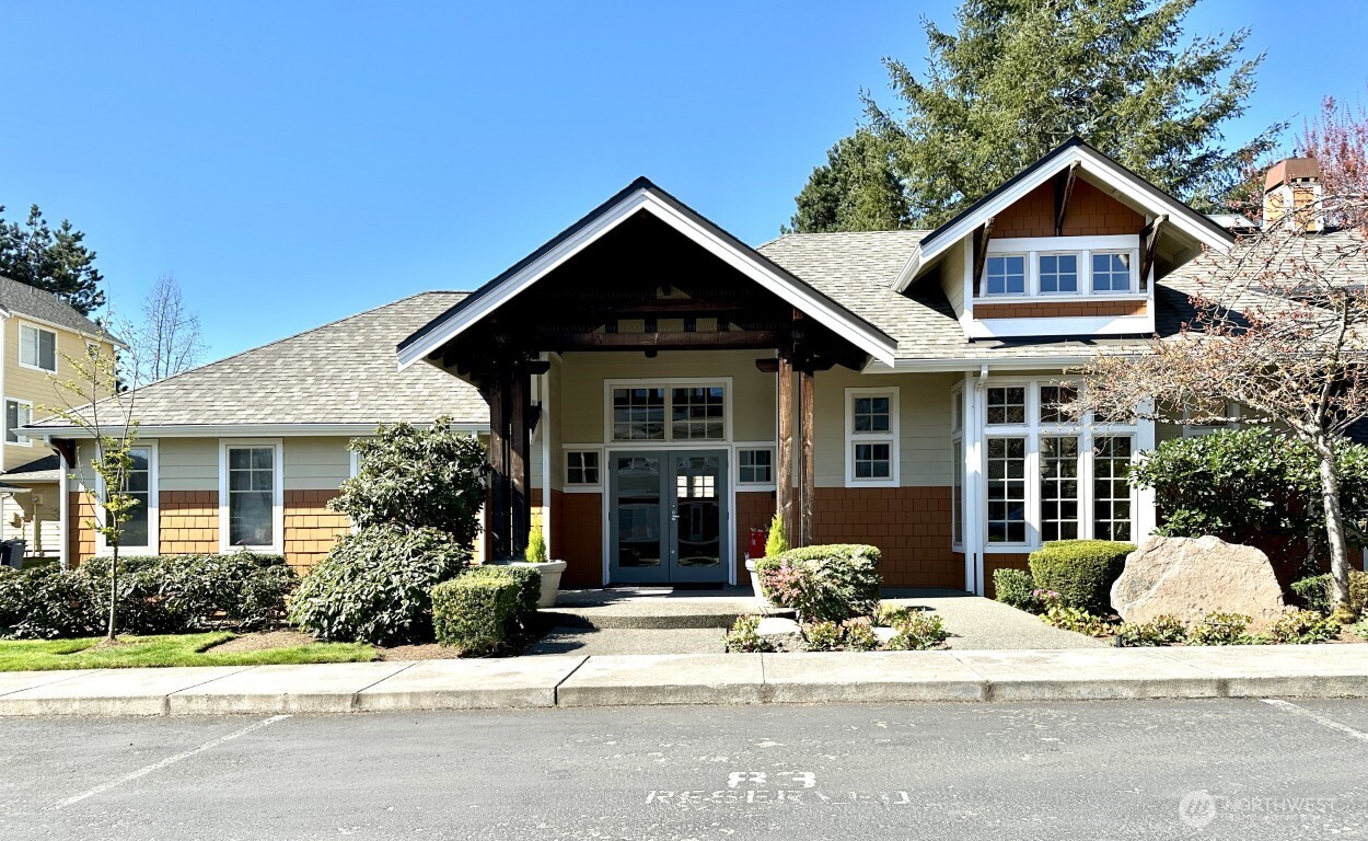 515 225th Place NE #33, Sammamish, WA 98074
