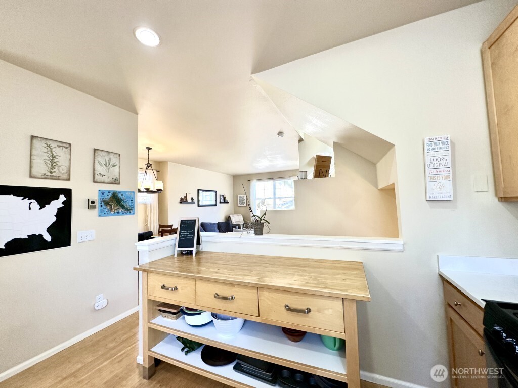 515 225th Place NE #33, Sammamish, WA 98074