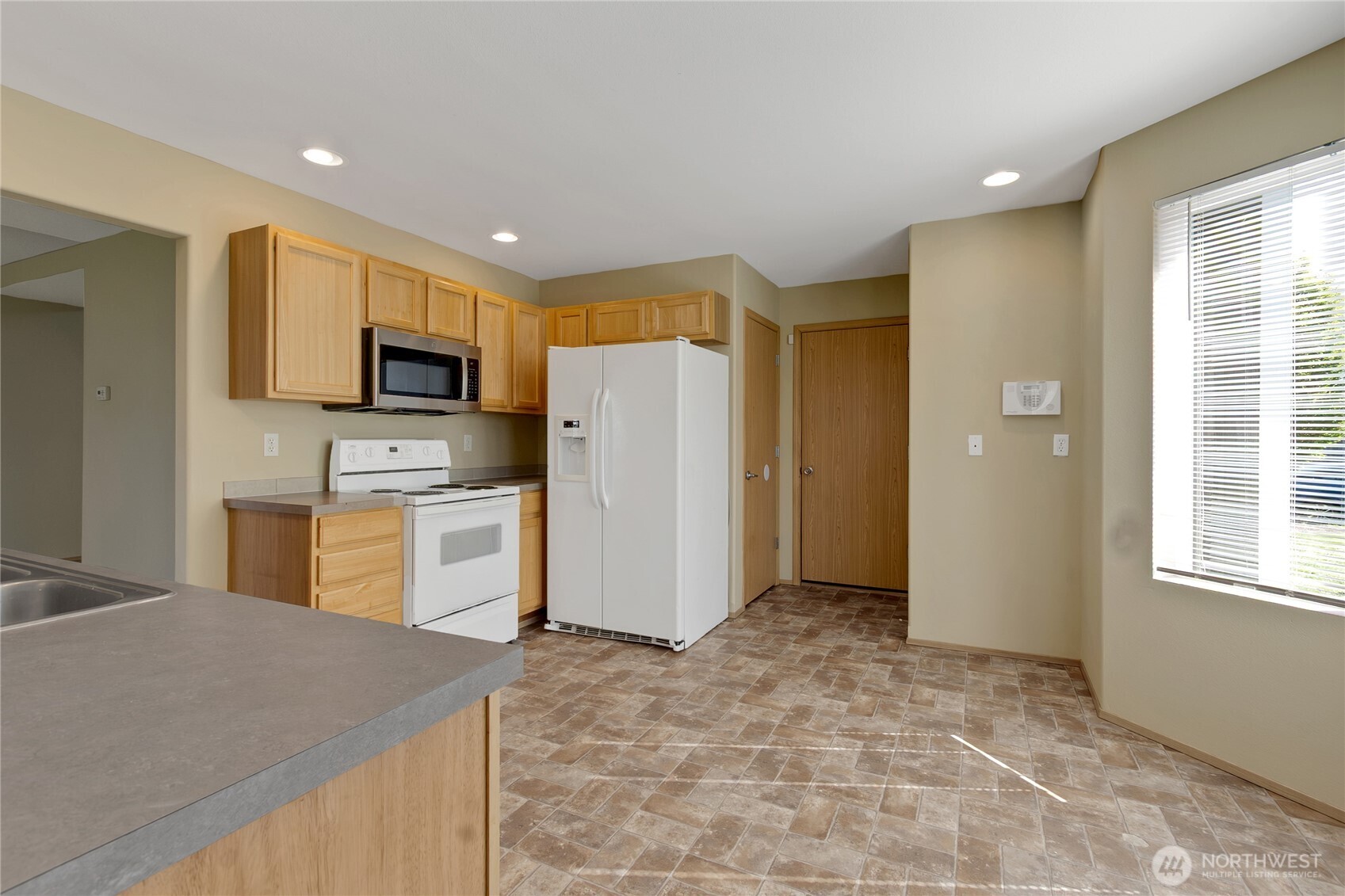 16568 Greenleaf Avenue Ct SE, Yelm, WA 98597