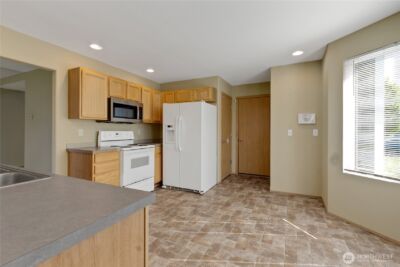 16568 Greenleaf Avenue Ct SE, Yelm, WA 98597 - Photo 11