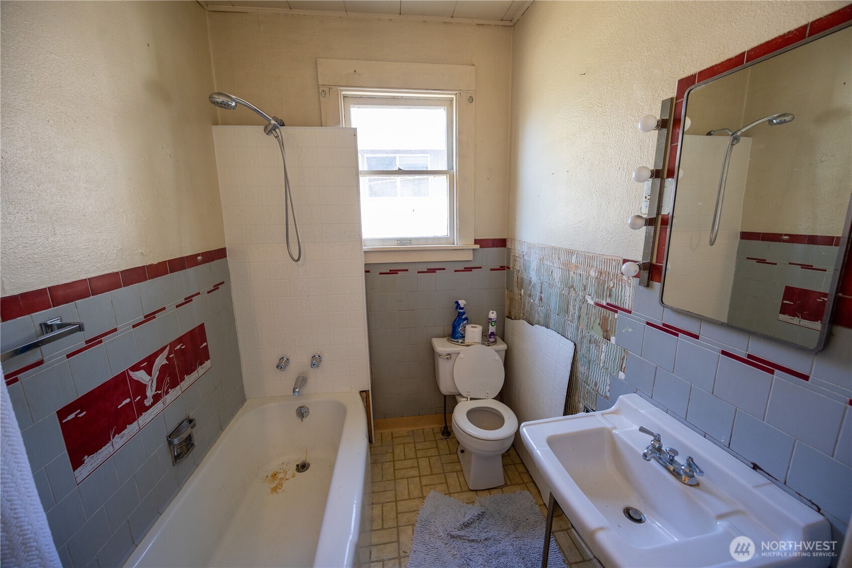 4326 E F Street , Tacoma, WA 98404