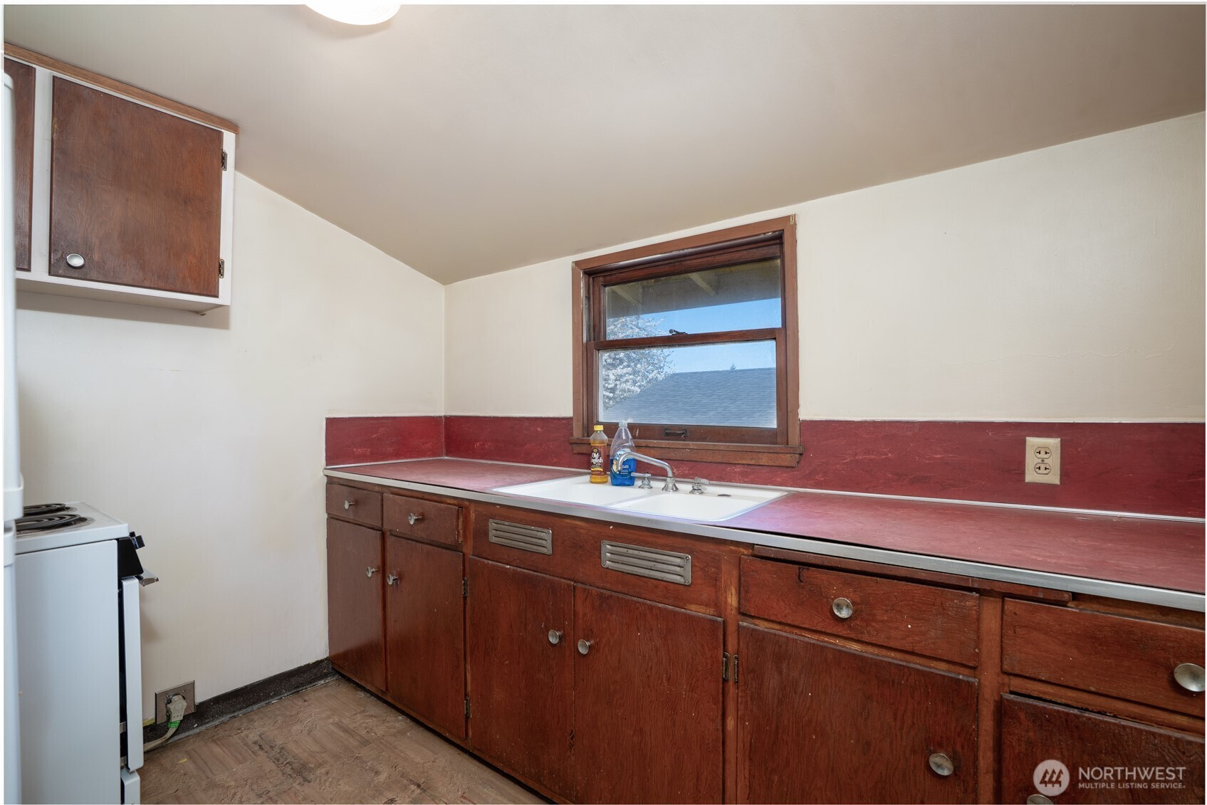 4326 E F Street , Tacoma, WA 98404
