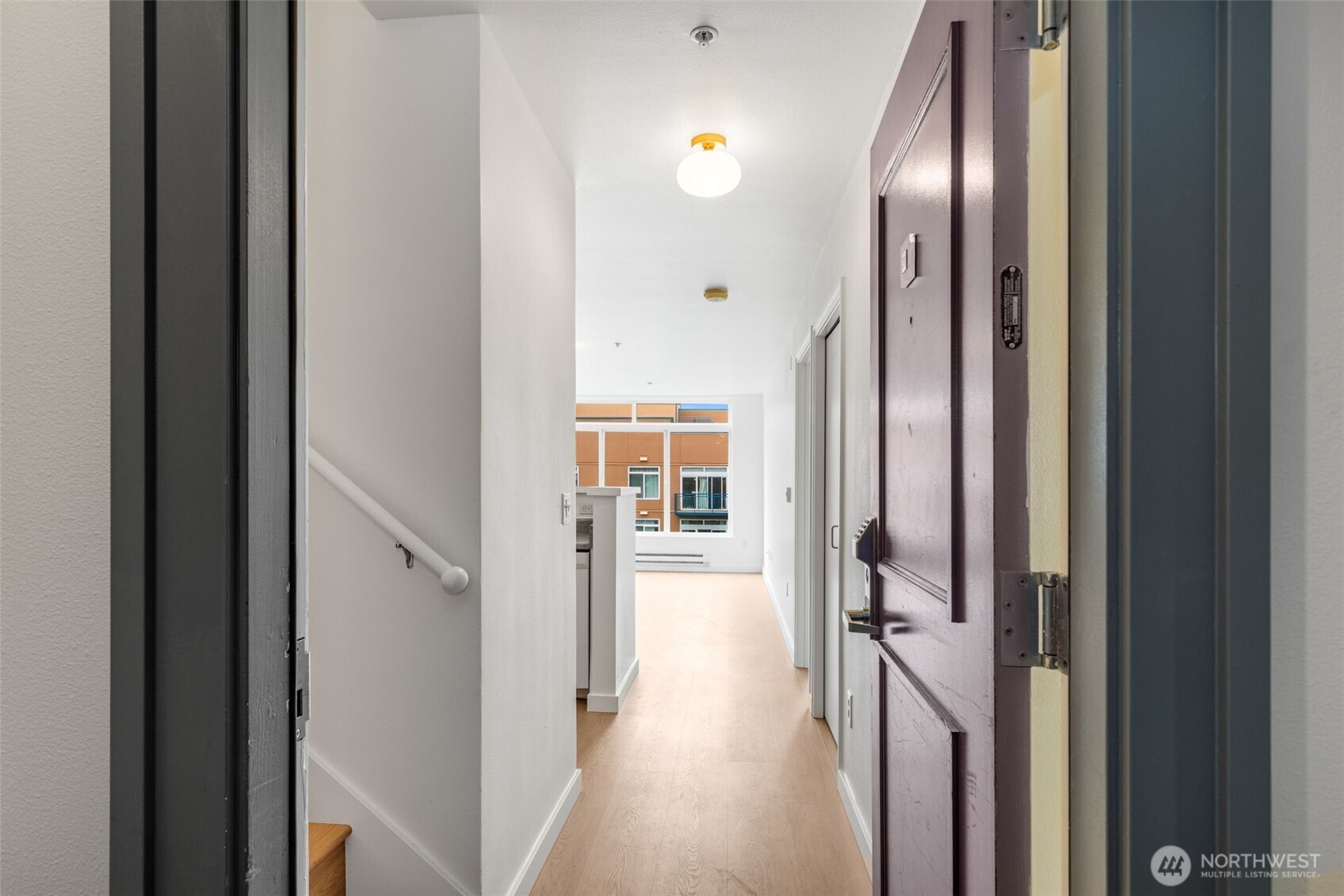 2415 2nd Avenue #750, Seattle, WA 98121