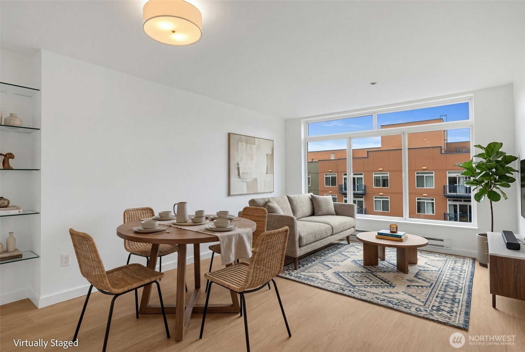 2415 2nd Avenue #750, Seattle, WA 98121