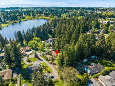 1307 N Lake Stickney Drive , Lynnwood, WA 98087-2026 - Photo 2