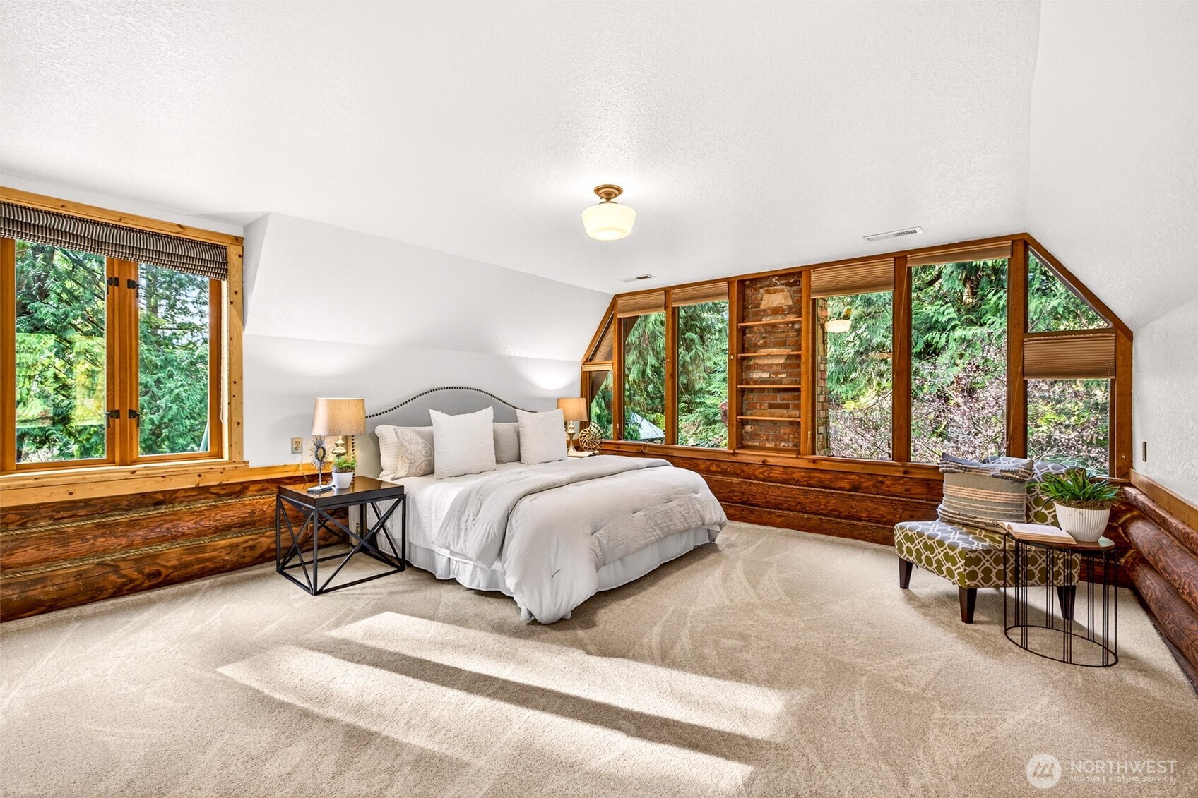 18020 214th Avenue NE, Woodinville, WA 98077
