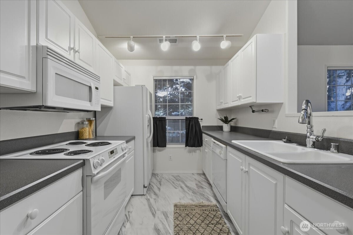 13210 SE 7th Street #D20, Vancouver, WA 98683