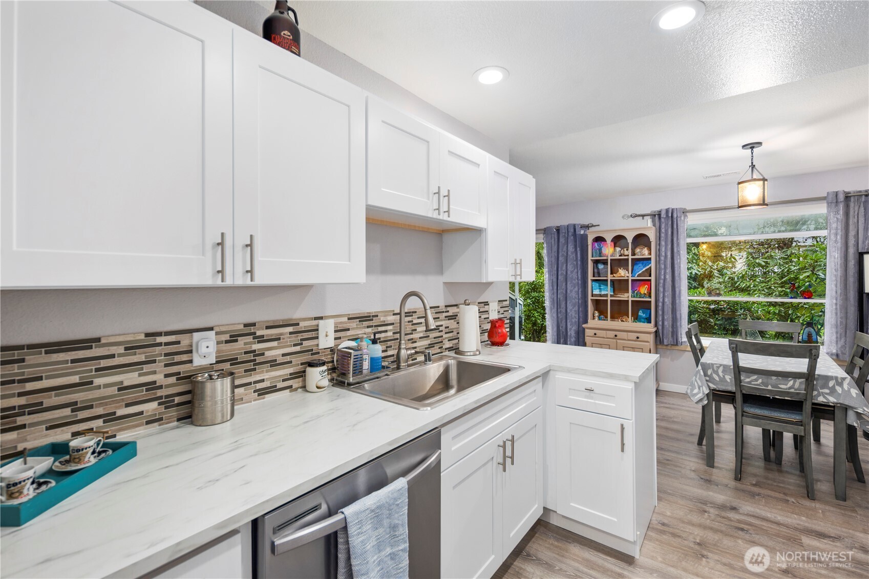4118 212th Street SW #C103, Mountlake Terrace, WA 98043