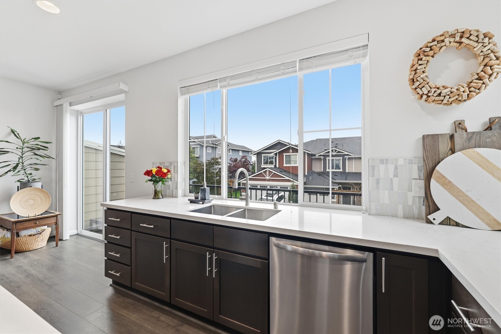 22328 88th Way S #E101, Kent, WA 98031