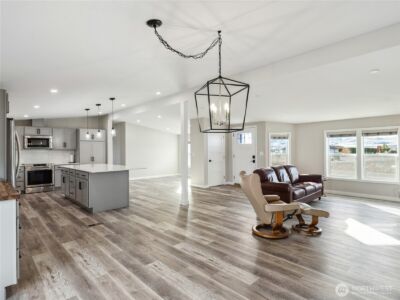 734 Lakeside Way SW, Mattawa, WA 99349 - Photo 11