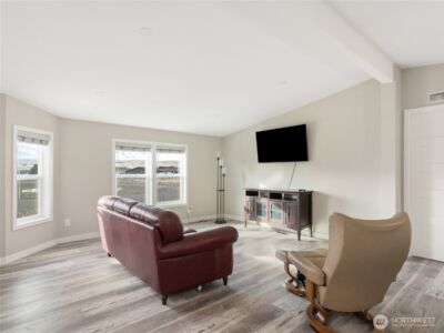 734 Lakeside Way SW, Mattawa, WA 99349 - Photo 12
