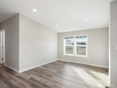 734 Lakeside Way SW, Mattawa, WA 99349 - Photo 15