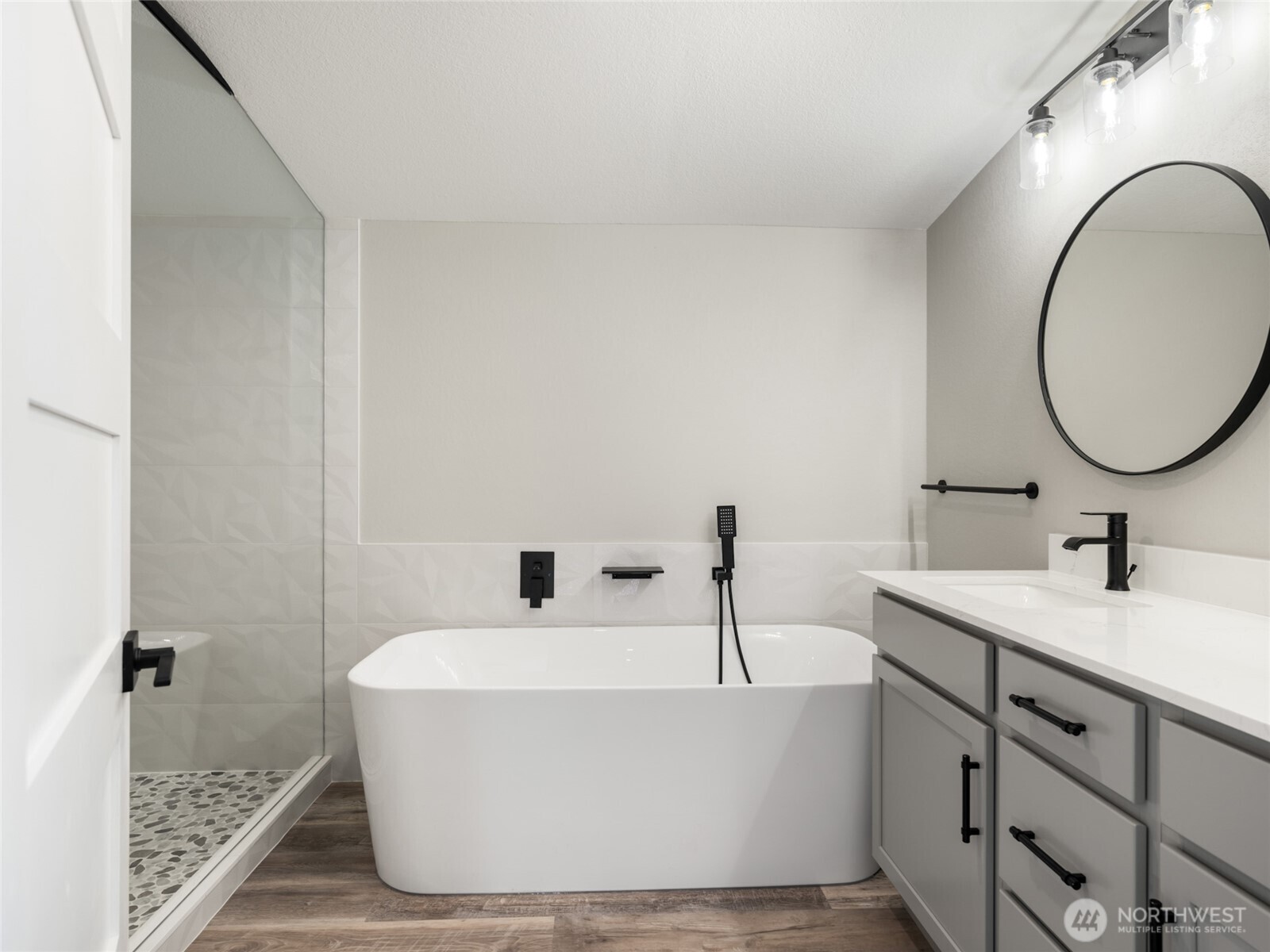 734 Lakeside Way SW, Mattawa, WA 99349
