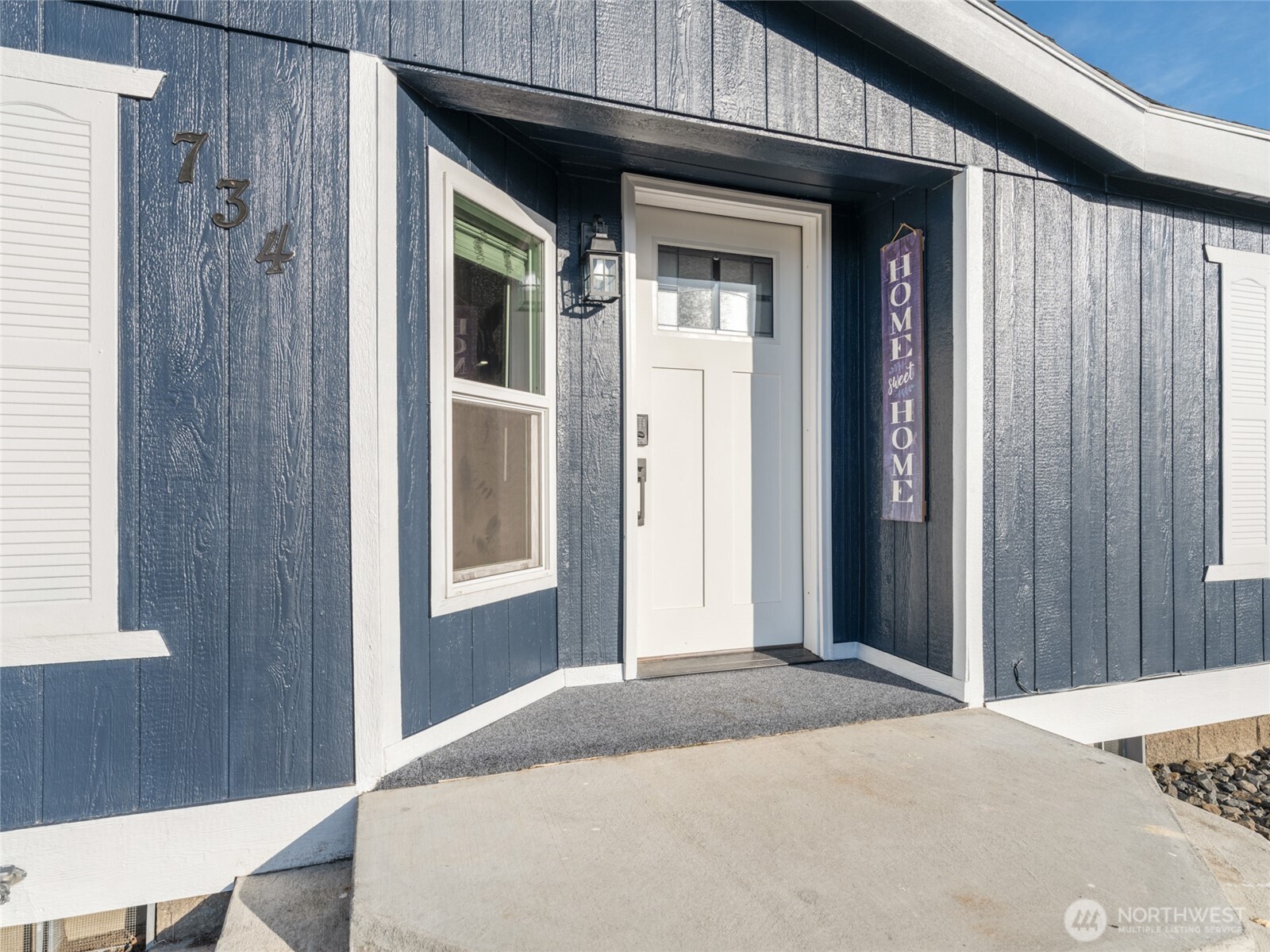 734 Lakeside Way SW, Mattawa, WA 99349