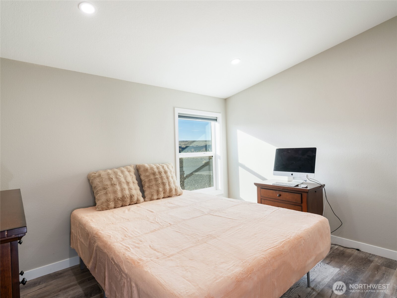 734 Lakeside Way SW, Mattawa, WA 99349