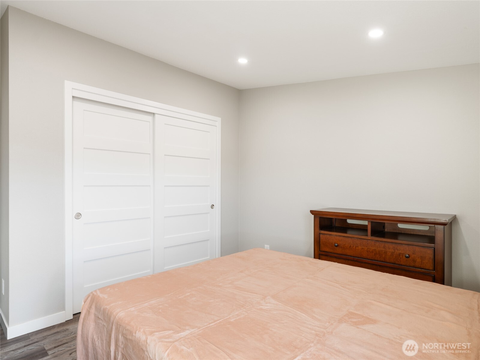 734 Lakeside Way SW, Mattawa, WA 99349