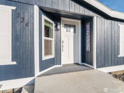 734 Lakeside Way SW, Mattawa, WA 99349 - Photo 3