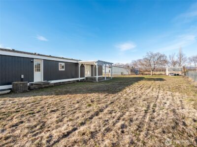 734 Lakeside Way SW, Mattawa, WA 99349 - Photo 32