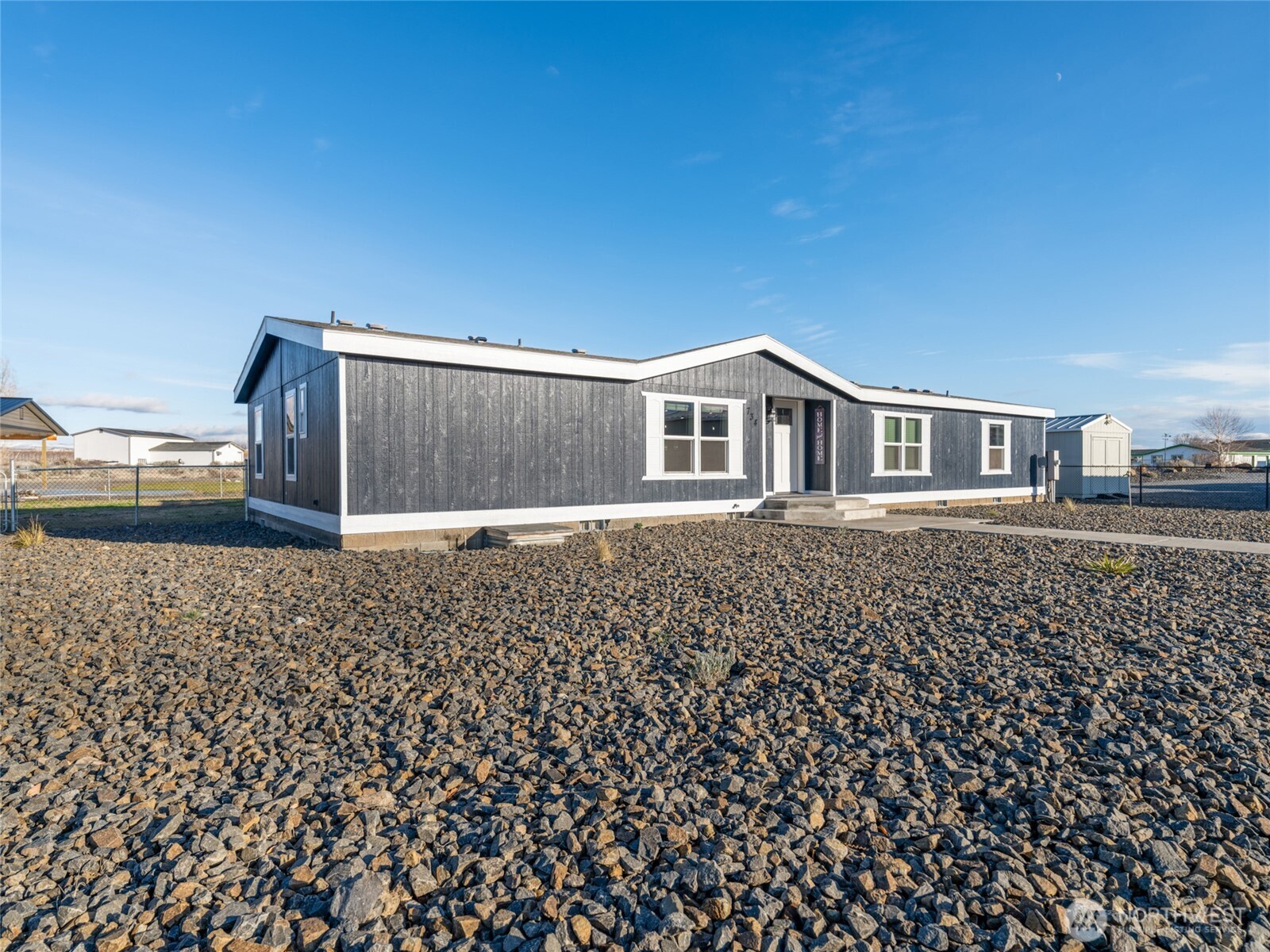 734 Lakeside Way SW, Mattawa, WA 99349