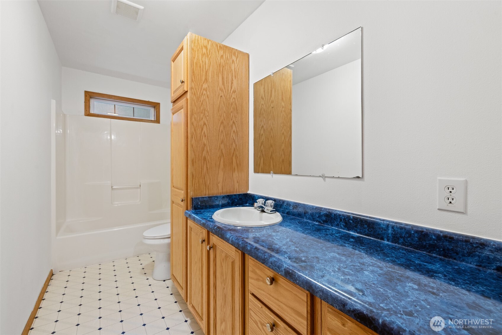 102 New Haven Lane , Port Angeles, WA 98362
