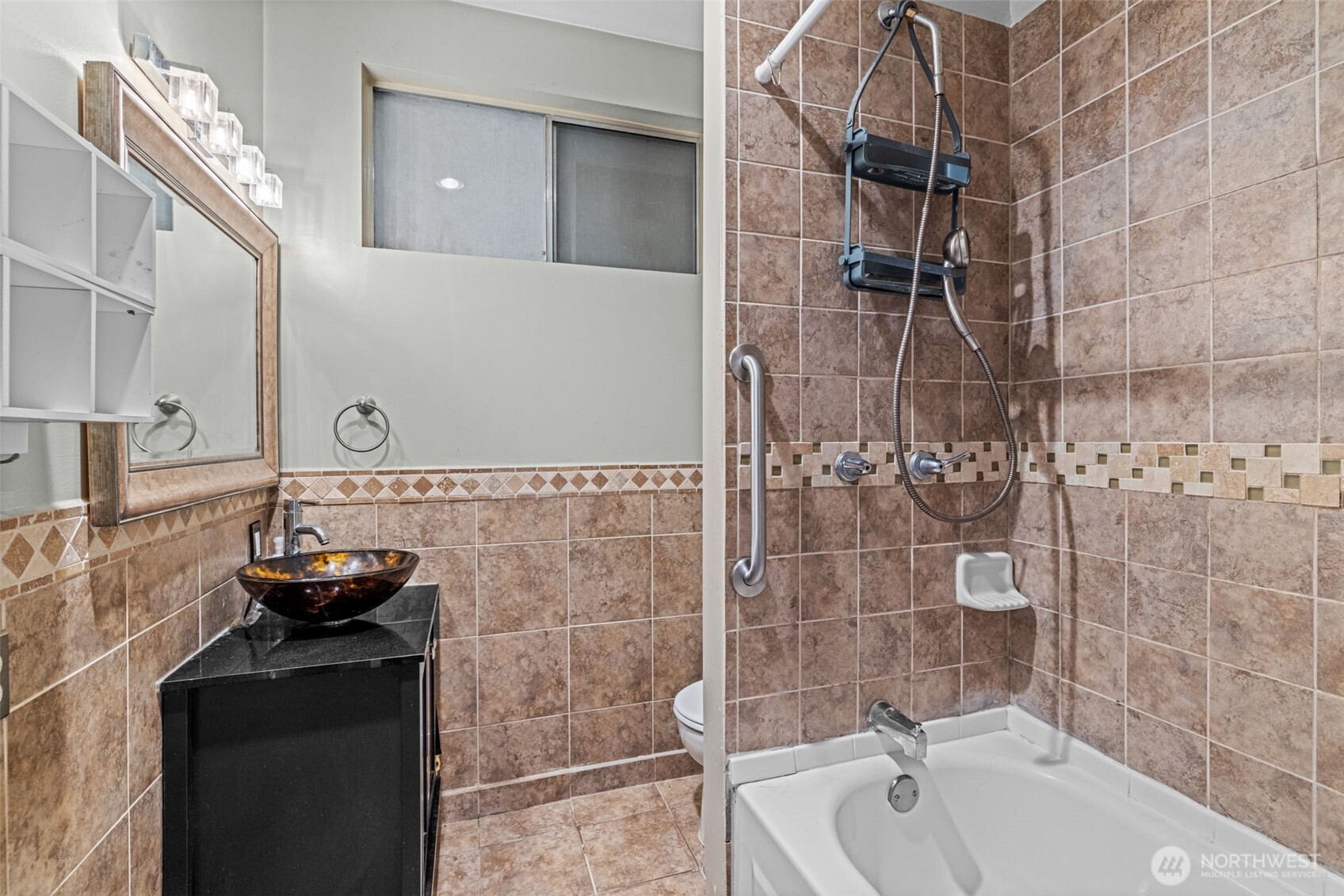 2051 S 223rd Street , Des Moines, WA 98198