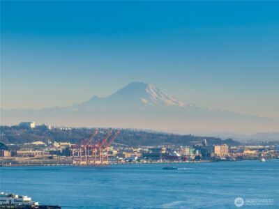 601 W Mercer Place #301, Seattle, WA 98119 - Photo 2