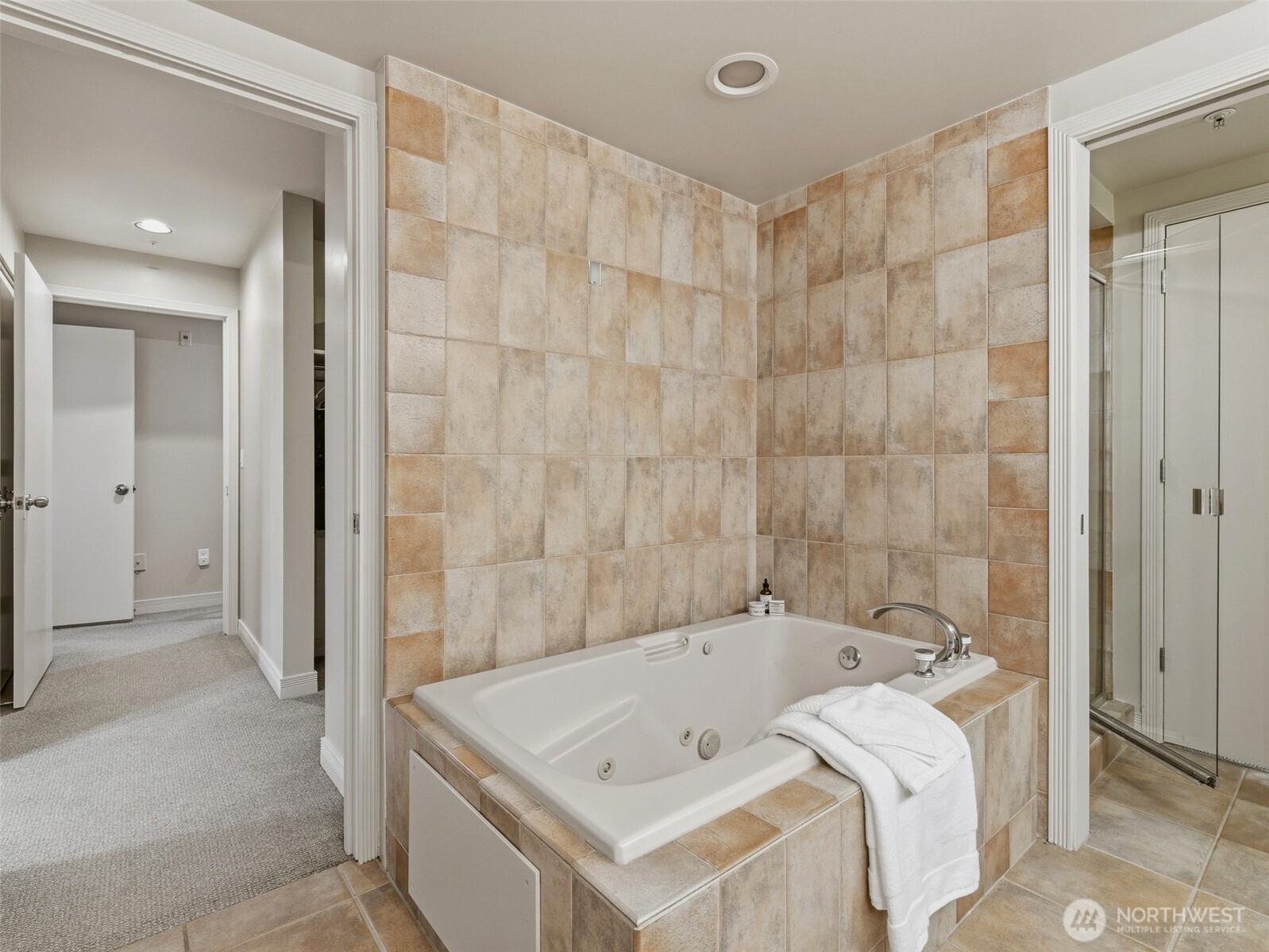 601 W Mercer Place #301, Seattle, WA 98119